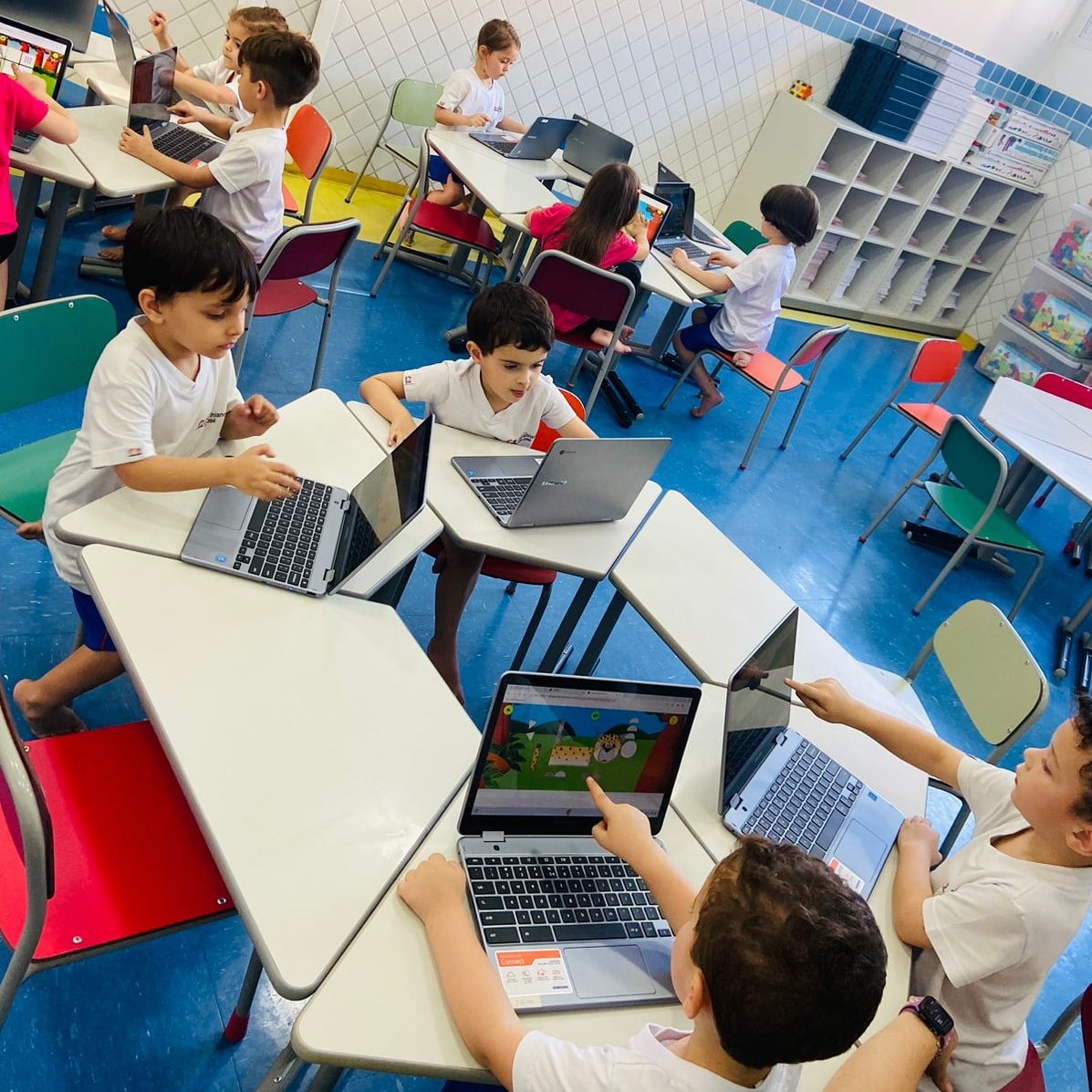 Vivência na Aula de Tecnologia Educacional